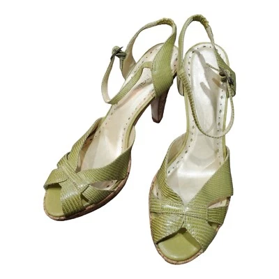 Zapatos de salón BCBGirls para mujer de corcho verde punta abierta tacón alto hebilla correa cuero talla 8B Foto 1 de 4