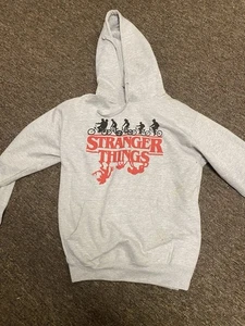 STRANGER THINGS HOODIE - XL - Netflix 2016 - Picture 1 of 2