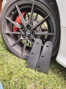 Paraspruzzi Anteriori Coppia Per Yaris Gr Mk1 Mk2 In carbonio Plug&play - Picture 1 of 5