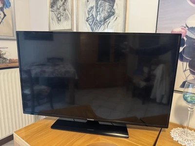 TELEFUNKEN 32" LED HD (Smart TV) - Immagine 1 di 4