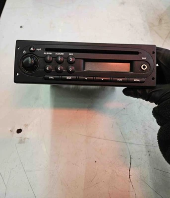 RENAULT MASTER III Furgon FV Musik-Player ohne GPS 281112231R 2.30 22620231 - Bild 1 von 3