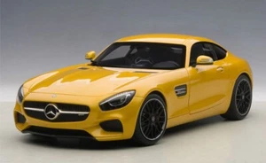 1/18 AUTOart Mercedes-Benz Mercedes AMG GTS GT S (gelb) Automodell 76314 - Bild 1 von 6