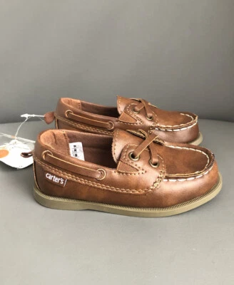 Zapatos de barco Carters para niños pequeños talla 7M Foto 1 de 4