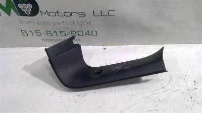 Chevrolet Trax 2018-2020 puerta levadiza panel de acabado superior derecho OEM 95282406 Foto 1 de 4