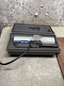 07 08 09 Mercedes S550 Hydraulic Trunk Pump 2218001548 - Picture 1 of 2