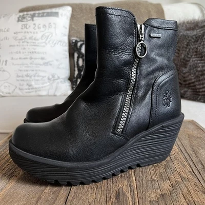 Fly London 靴子女式 37 码黑色 Gore Tex 皮革楔形踝靴拉链短靴 — 第 1/4 张图片