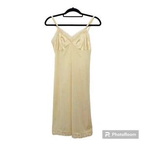 Vintage Vanity Fair Full Slip Womens 32 100% Nylon Antron III 36" Beige Lingerie - Picture 1 of 8