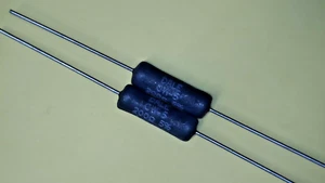 Menge 2 - Dale / Vishay 200 Ohm 5 Watt fester 5% CW-5 Widerstand - Brandneu - Bild 1 von 3