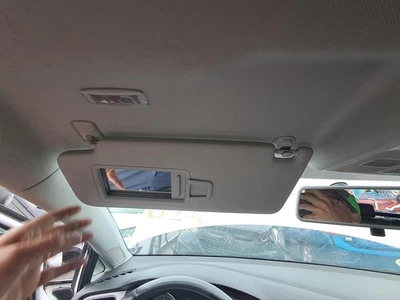 Used Left Sun Visor fits: 2015 Volkswagen Golf Htbk illuminated L. Left Grade A Foto 1 de 4