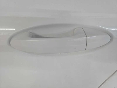 Used Rear Left Exterior Door Handle fits: 2015 Ford Fiesta door handle assembly - Image 1 of 4