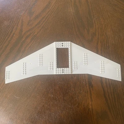 LEGO CITY: Ala de avión de pasajeros gris claro #93541-B01 | ¡¡Envío gratuito!!! Foto 1 de 2