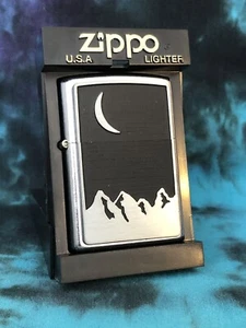Vintage 2000 Zippo Moon Over Mountain XVI 2000 Unstruck In Box And Gift Bag - Picture 1 of 10