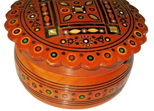 Handmade signed wood 5" round Trinket box shell, stone & enamel inlay signed - Picture 1 of 12