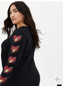 Torrid Top Langarm T-Shirt schwarz Herz Bolt Langarm schwarz Größe 3 Neu - Bild 1 von 8