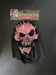 Dämon Totenkopf Horn Gesicht Halloween Maske beweglicher Kiefer schwarz Grabtuch Ostern unbegrenzt - Bild 1 von 3