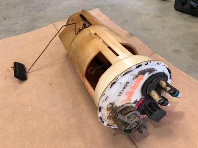 01 02 Dodge Ram 3500 USADO 5,9 L diésel 35 galones en tanque unidad de bomba de suministro de combustible  Foto 1 de 4