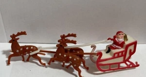 12 Weihnachtsmänner auf Schlitten * 3 Rentiere - Bild 1 von 3