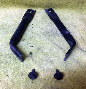 1984-1996 C4 Corvette Skid Bar Bracket Braces with bolts. Left and Right. - Bild 1 von 3