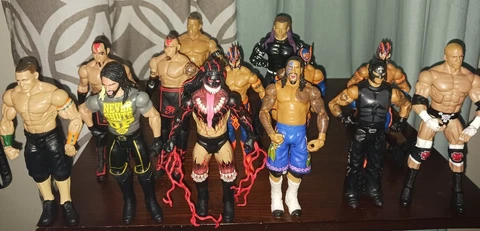 WWE Lot of 14 Jakks Wrestling Figures Cover