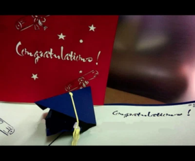 Congratulation Graduation Cap 3D Pop Up Handmade Origami Greeting Card  - Image 1 of 4