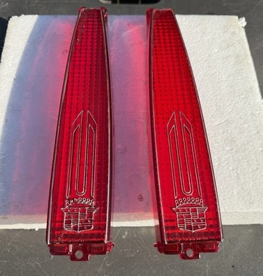 Lentes de luz trasera Cadillac 1978 1979 tracción trasera Fleetwood Deville Brougham tracción trasera  Foto 1 de 4