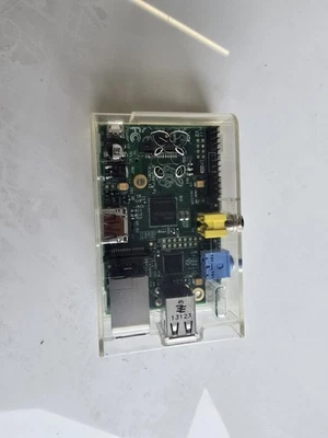 Raspberry Pi Model B (2011.12)  With Clear Case - Image 1 of 4