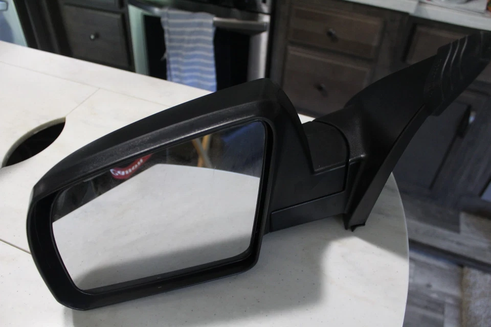 07-13 丰田苔原 (SR5) 拾音器电源非加热左侧门镜 — 第 1/4 张图片