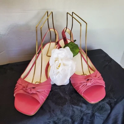 Tacones de gatito coquette vintage de cuero rosa Franco Sarto, talla 8M  Foto 1 de 4