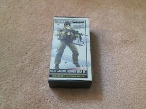Juego de engranajes de ametralladora TOY SOLDIER & WORKSHOP 1/6th NSW (operación en el desierto) NUEVO - Imagen 1 de 4