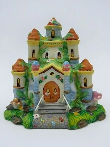 Ostereierschloss handbemalt beleuchtetes Porzellanhaus - Osterferiendorf - Bild 1 von 8