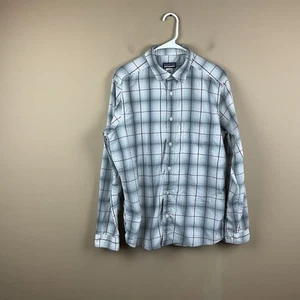 Patagonia Button Up Shirt Mens M Gray Plaid Pocket Nylon Polyester Outdoor - Picture 1 of 9