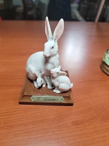 Vintage Giuseppe Armani "The Family" Mother & Baby Rabbits/Bunny Figurine Mint - Picture 1 of 7
