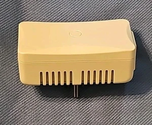 Remotec Z-wave Plus Programable Outlet 1749-T17102 - Picture 1 of 2