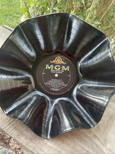Vinyl Schallplatte Schale M-G-M Connie Francis singt Retro Musik Deko Wandbild Vintage - Bild 1 von 5