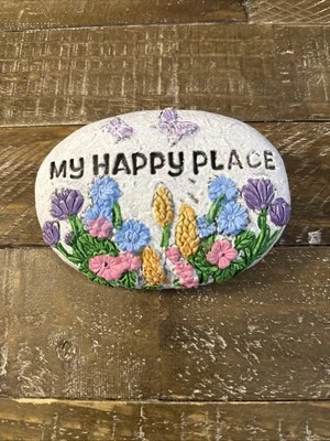 Decoración de jardín pintada roca mi lugar feliz Foto 1 de 4