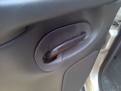 SIERRA150 2004 Door Handle Interior 29669615 Foto 1 de 4