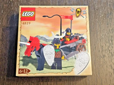 Vintage LEGO Castle Knights Kingdom set 4819 - Rebel Chariot; In Sealed Box - Image 1 of 4