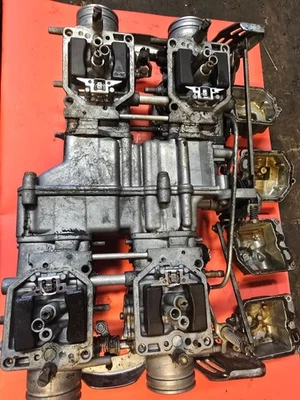 Carburador Honda Goldwing GL 1100 1980 1981 1982 1983 Foto 1 de 4