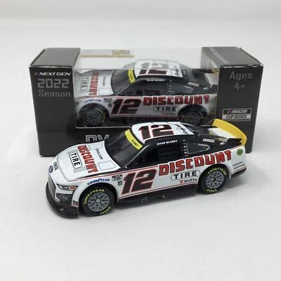 Ryan Blaney 2022 Discount Tire 1:64 Diecast - Image 1 of 2