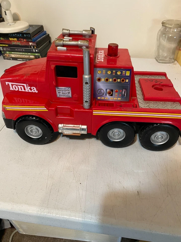 Редкая Tonka 2001 Большая Красная Платформа Kenworth Руки на Управлении - Изображение 1 из 4