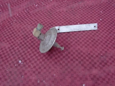 58 PONTIAC BONNEVILLE INYECCIÓN DE COMBUSTIBLE FI ACELERADOR VERIFICACIÓN DIAFRAGMA Y SOPORTE Foto 1 de 4