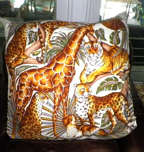 VINTAGE 90's SALVATORE FERRAGAMO SAFARI CHEETAH GIRAFFE TIGER PILLOW 33 x 34 - Picture 1 of 13