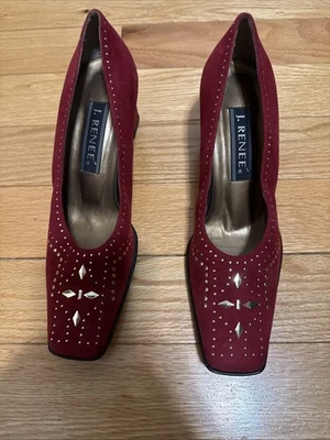 Zapatos de salón de gamuza rojos J. Renee con tachuelas doradas para mujer talla 9 m Foto 1 de 4