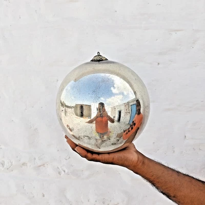 Antico Kugel 8.3 " Argento Vetro Sfera Rotondo Natale Ornamento Germania Old 865 - Immagine 1 di 4