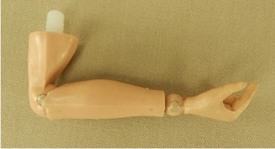 Figura de acción temprana Hasbro GI Joe 1964 de colección codo derecho mano antebrazo izquierdo C8 Foto 1 de 4