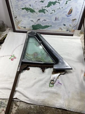 Mercury Ford 1952 1953 1954 2 puertas techo rígido convertible ventilación derecha ventana culo  Foto 1 de 4