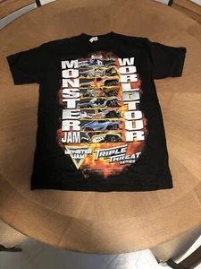 BK1- Alstyle Unisex T-Shirt Black Monster Jam World Tour 2018 Adult Med NEW - Picture 1 of 6