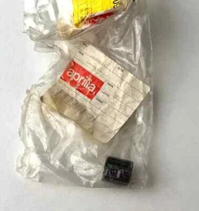 AP0932028 GABBIA A RULLI PER PISTONE APRILIA RS 125 DAL 1992 AL 2010 - Picture 1 of 2