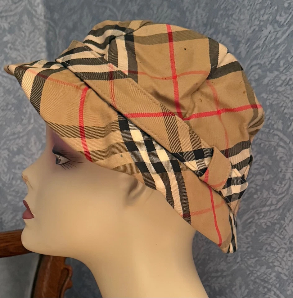 Женская шапка-ведро Burberry (маленькая) - Изображение 1 из 1