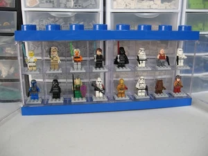 Lego Star Wars collection of 16 Mini figures in a Lego case some very rare - Picture 1 of 9